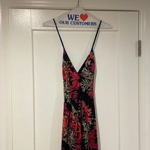 Maxi dress open back